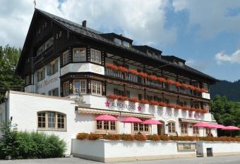 Alpenrose Bayrischzell Hotel allows 18 year olds to book a room