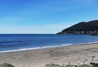 Conlyn house allows 18 year olds to book a room