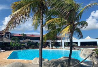 Appartement dans l h  tel 3* Manganao plage piscine has Balcony rooms