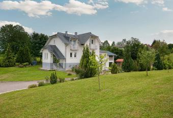 Studio apartments Kaya has Balcony rooms