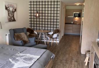 Apartment BERGliebe allows 18 year olds to book a room