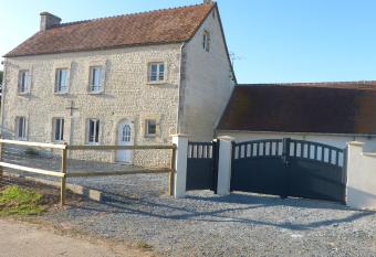Maison de la Delle has Balcony rooms
