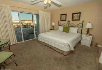 SeaCrest 501A condo has Balcony rooms