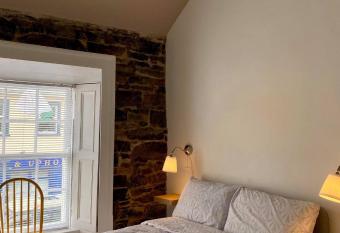Room 2 Camp Street B&B & Self Catering allows 18 year olds to book a room