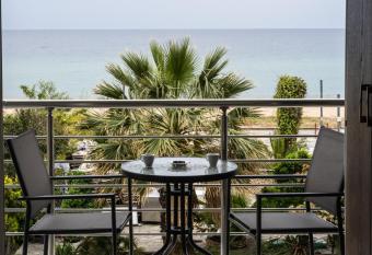 Nikolaidis Apartments has Balcony rooms