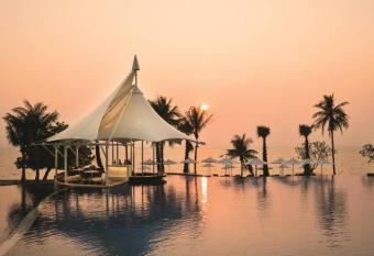 Movenpick Residence/Beach Access/1BR/Amazing View2 has Balcony rooms