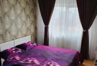 Apartament 3 camere central decomandat lux has rooms with a private hot tub