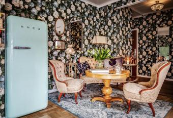 Hotell Nordevik allows 18 year olds to book a room