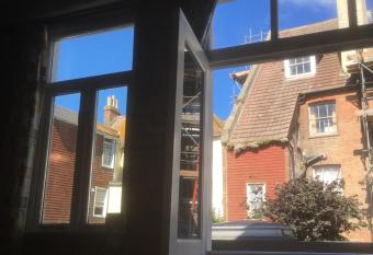 The Kiln has Balcony rooms