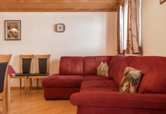 Ladinser Hof Reiterstube has Balcony rooms