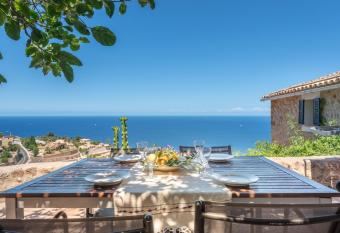 Little Paradise in Banyalbufar has Balcony rooms