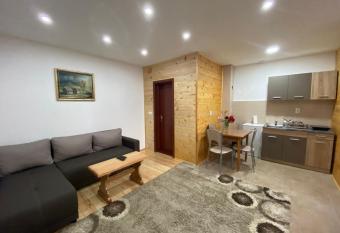 Stara ku  a has Balcony rooms