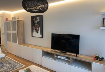 Oktheway Ron Fraga Place has Balcony rooms