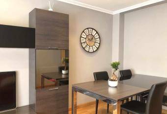 Gij  n Playa by FlowHome allows 18 year olds to book a room