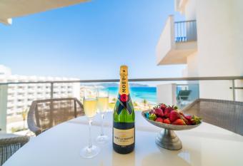 Sa Maniga 6E has Balcony rooms