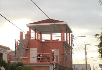 Tropical Paradise Express has Balcony rooms