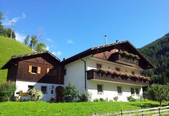 Ferienhaus-Gr  nfelder has Balcony rooms
