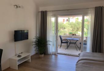 Korkyra Fit suites -free gym has Balcony rooms