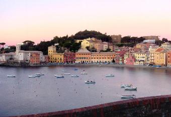 Girasole76 allows 18 year olds to book a room