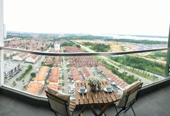 AB HOME  has Balcony rooms