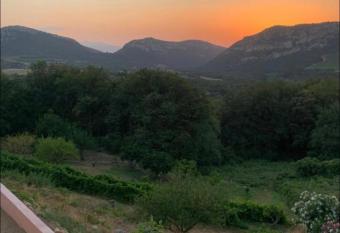 Casa Julie has Balcony rooms