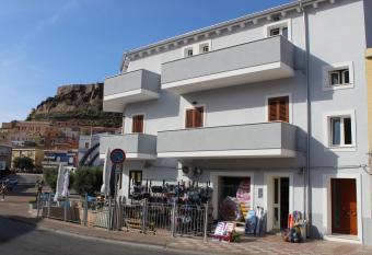 B&B PIAZZA NUOVA has Balcony rooms