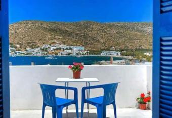 Saint Nicholas Katapola has Balcony rooms