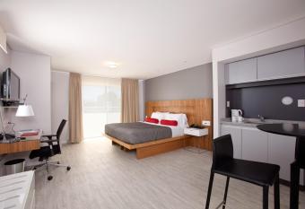 Rambla Apartamentos allows 18 year olds to book a room