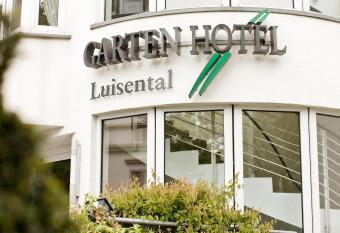 Gartenhotel Luisental allows 18 year olds to book a room