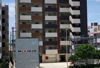 BiBi Hotel                             allows 18 year olds to book a room