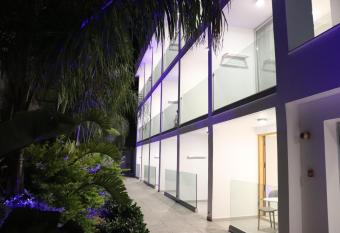 JOY Hotel Apts allows 18 year olds to book a room