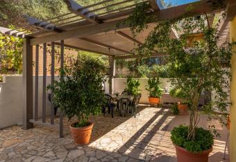 Sapposentu de Dinu has Balcony rooms