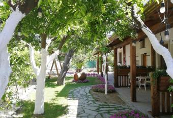 Relais Country House has Balcony rooms