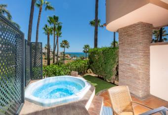 Wyndham Residences Costa del Sol has Balcony rooms