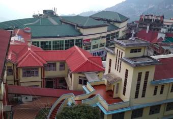 ZODIAC has Balcony rooms