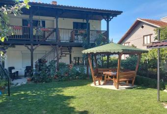GREEN HOUSE -                        has Balcony rooms