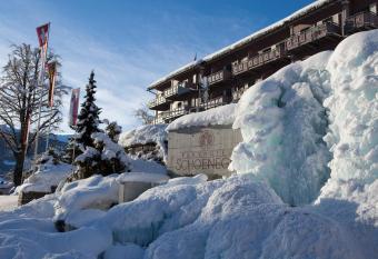 Parkhotel Schoenegg has Balcony rooms