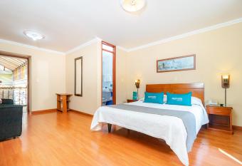 Ayenda La Antigua allows 18 year olds to book a room