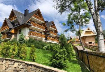 Apartament Ska  a has Balcony rooms