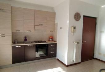 LA SISTEMAZIONE BRILLANTINO TITANIUM allows 18 year olds to book a room