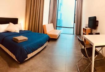 Montana Suite 5, Empire Damansara allows 18 year olds to book a room