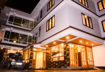 StarlightINN Bhumzang hotel and spa Gangtok has Balcony rooms