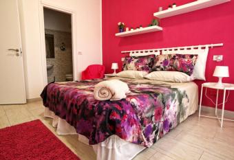 Maison Floria Locazione Turistica has Balcony rooms