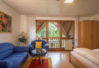 Ferienwohnung Konrad Schielin has Balcony rooms