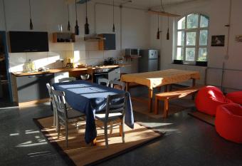 Oberzent-Hostelstyle f  r aktive Touristen allows 18 year olds to book a room