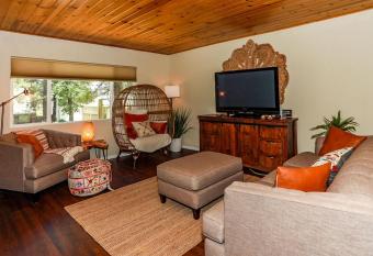 Bohemia Big Bear-1926 by Big Bear Vacations has Balcony rooms