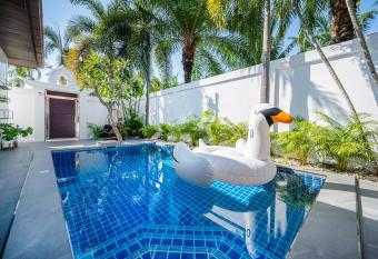 Majestic Residence Pool Villas 2 Bedrooms Private Beach has Balcony rooms