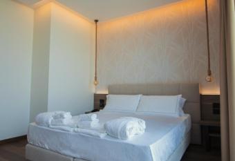 Hotel Vinci allows 18 year olds to book a room