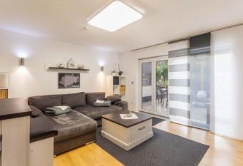 Ferienwohnung Zur Quelle has Balcony rooms