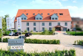 ACANTUS Hotel has Balcony rooms